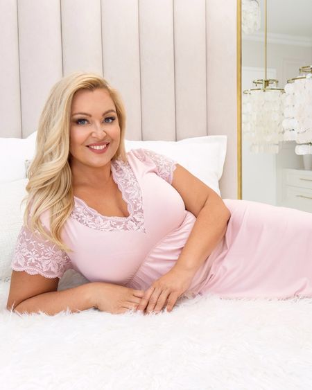Koszula nocna z koronką - Sonia plus size pudrowy róż