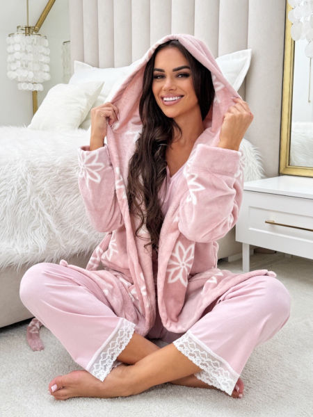 Ciepły zimowy szlafrok damski - 102 kwiaty