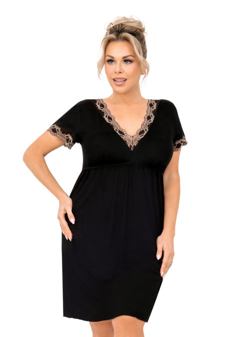 Czarna koszula nocna plus size z koronką - Hana